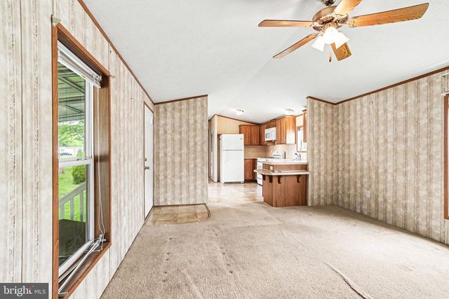 42 KIP RD, Halifax, PA 17032