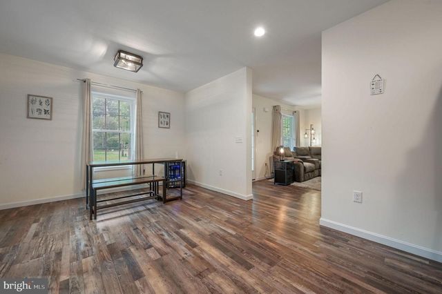 1362 W COLLEGE RD, Dover, DE 19904
