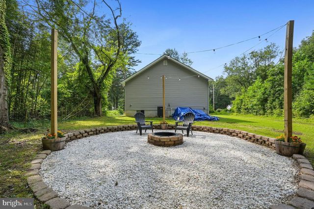 1362 W COLLEGE RD, Dover, DE 19904