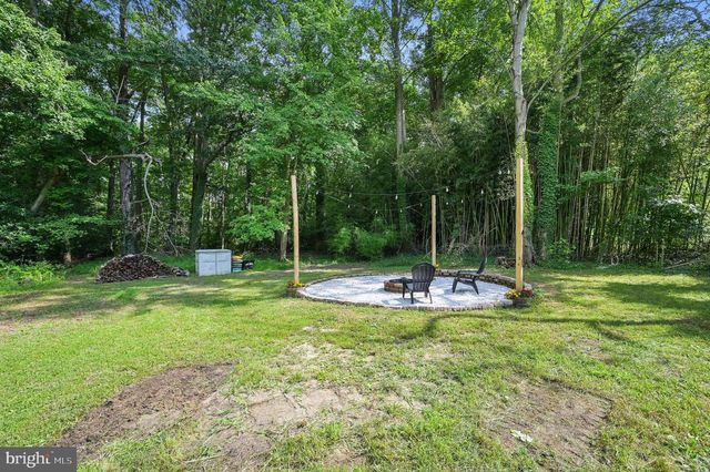 1362 W COLLEGE RD, Dover, DE 19904