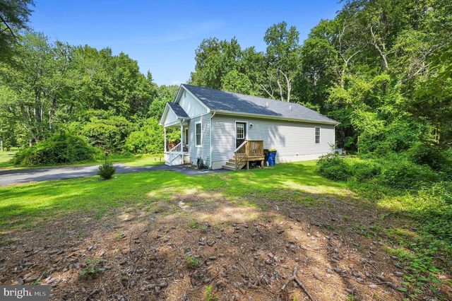 1362 W COLLEGE RD, Dover, DE 19904