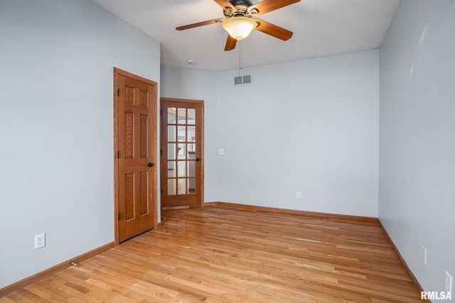 4126 CHARLES Court, Bettendorf, IA 52722