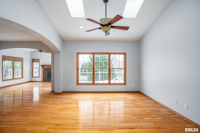 4126 CHARLES Court, Bettendorf, IA 52722