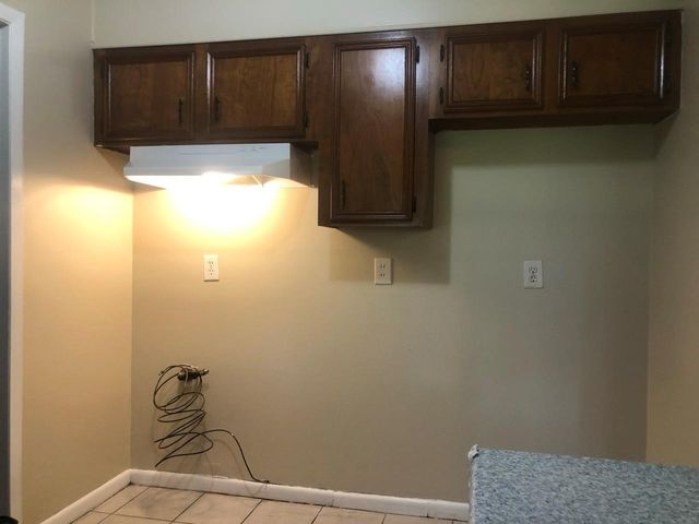 9225 Mclean Street, Beaumont, TX 77707