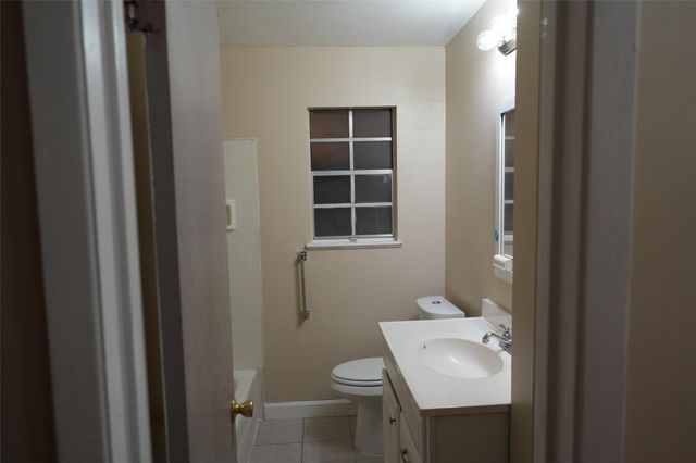 9225 Mclean Street, Beaumont, TX 77707