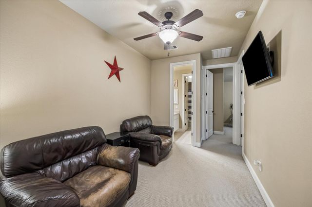 514 Pinehurst Drive, New Ulm, TX 78950