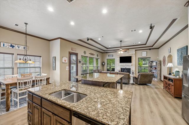 514 Pinehurst Drive, New Ulm, TX 78950