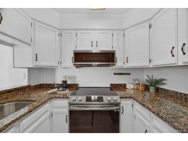 1811 S Quebec Way 78, Denver, CO 80231
