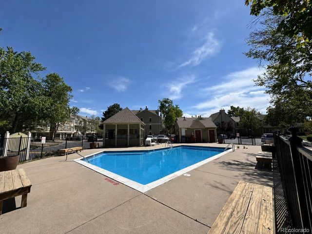 1811 S Quebec Way 78, Denver, CO 80231
