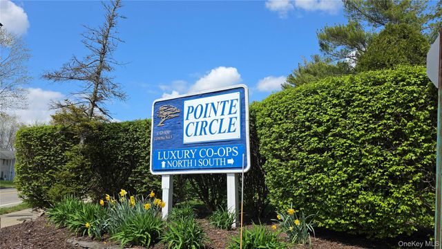 115 Pointe Circle S 115, Coram, NY 11727