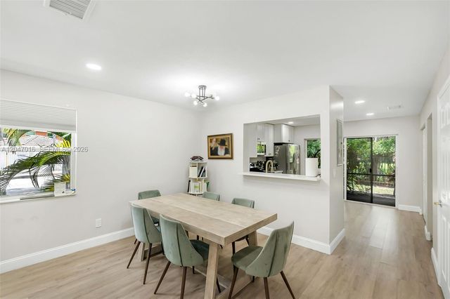 6819 Sienna Club Place, Lauderhill, FL 33319