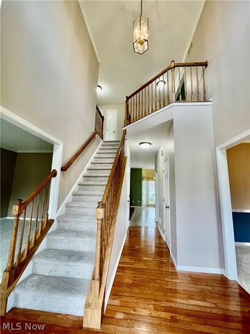 8820 Chaucer Boulevard, Broadview Heights, OH 44147