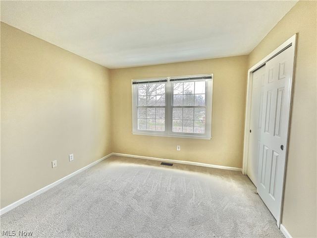 8820 Chaucer Boulevard, Broadview Heights, OH 44147