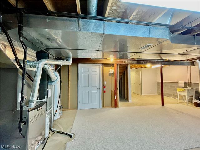 8820 Chaucer Boulevard, Broadview Heights, OH 44147