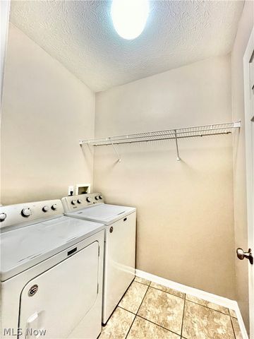 8820 Chaucer Boulevard, Broadview Heights, OH 44147