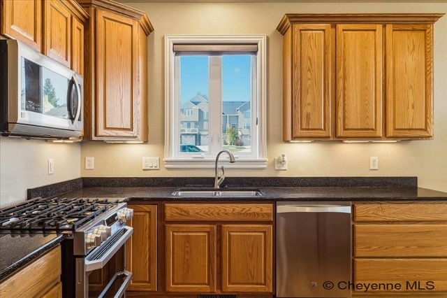 6805 GRAND TETON CT, Cheyenne, WY 82009
