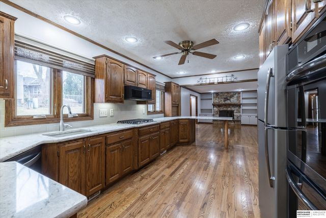 13125 Normandy Circle, Omaha, NE 68137