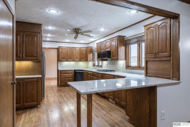 13125 Normandy Circle, Omaha, NE 68137