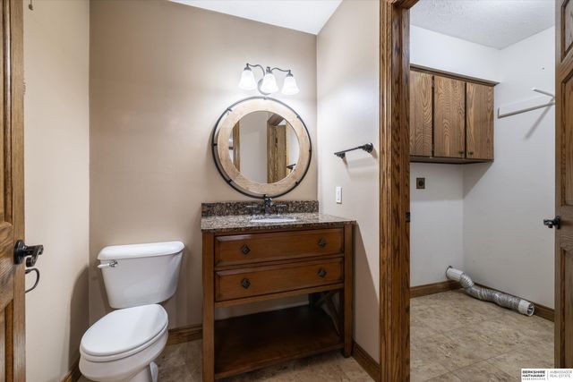 13125 Normandy Circle, Omaha, NE 68137