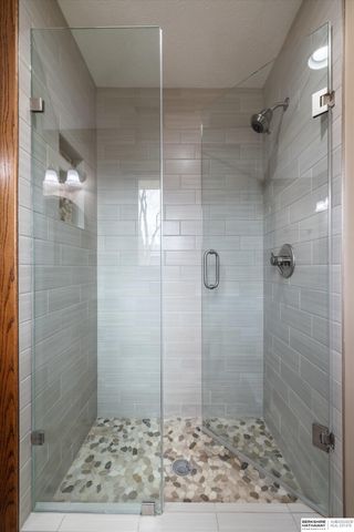 13125 Normandy Circle, Omaha, NE 68137