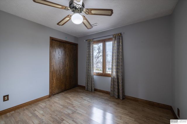 13125 Normandy Circle, Omaha, NE 68137