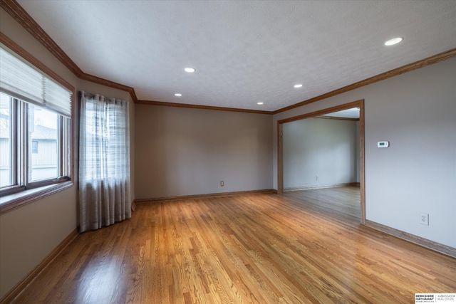 13125 Normandy Circle, Omaha, NE 68137