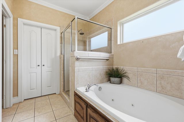 209 Arapaho W, Sherman, TX 75092