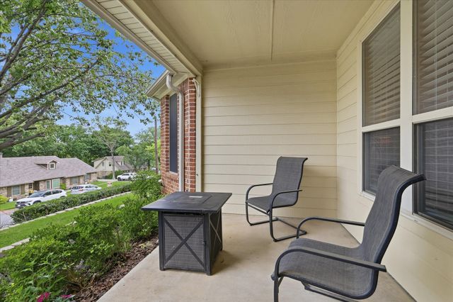 209 Arapaho W, Sherman, TX 75092