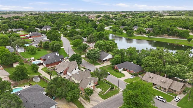 209 Arapaho W, Sherman, TX 75092