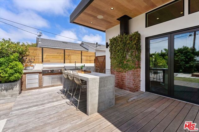 5349 Selmaraine Drive, Culver City, CA 90230