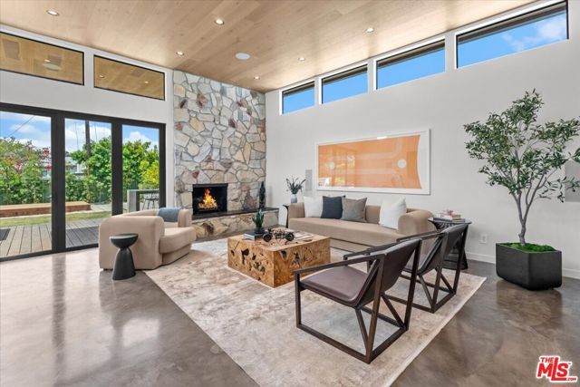 5349 Selmaraine Drive, Culver City, CA 90230