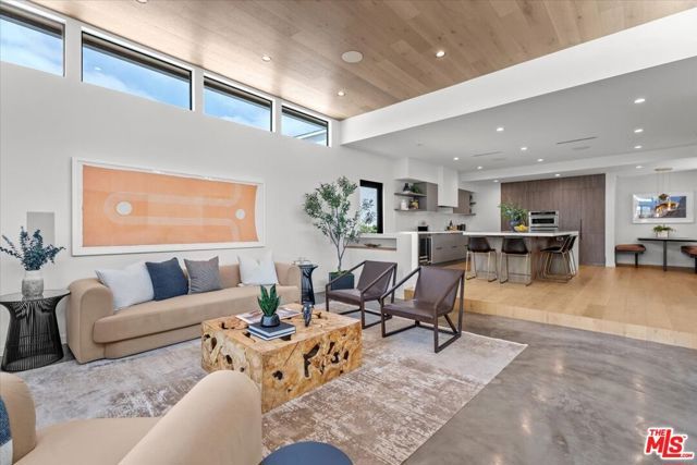5349 Selmaraine Drive, Culver City, CA 90230
