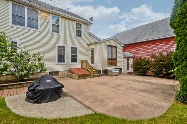 76 Somers Road, East Longmeadow, MA 01028