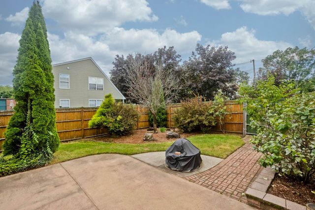 76 Somers Road, East Longmeadow, MA 01028