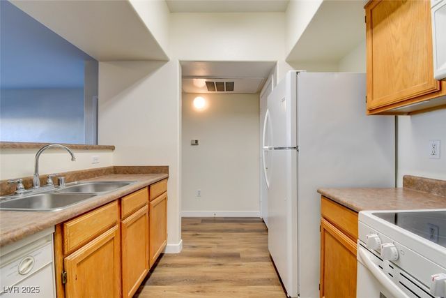 7255 West Sunset Road 1030, Las Vegas, NV 89113