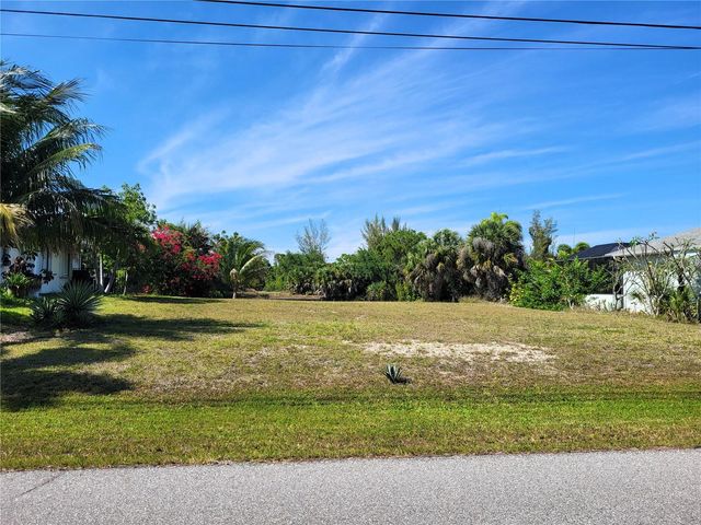 15164 LYNEBURG AVENUE, Port Charlotte, FL 33981