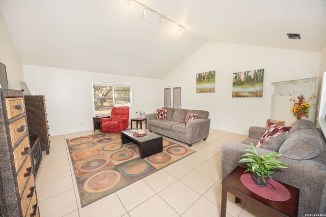 9623 Geronimo Oaks, San Antonio, TX 78254