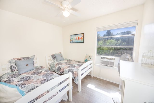 9623 Geronimo Oaks, San Antonio, TX 78254