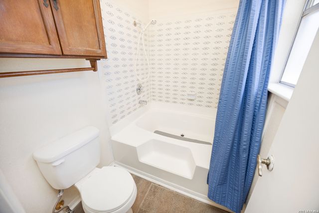 9623 Geronimo Oaks, San Antonio, TX 78254