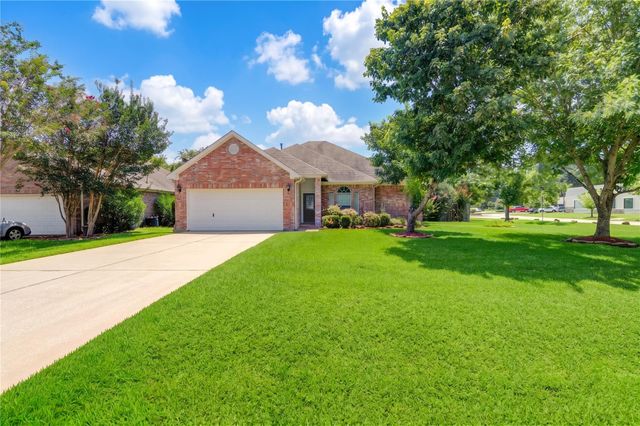 9227 Hidden Lake E, Magnolia, TX 77354