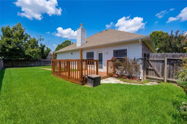 9227 Hidden Lake E, Magnolia, TX 77354