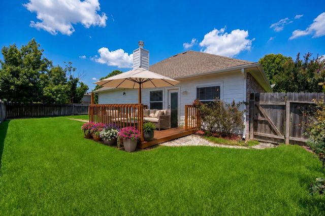 9227 Hidden Lake E, Magnolia, TX 77354