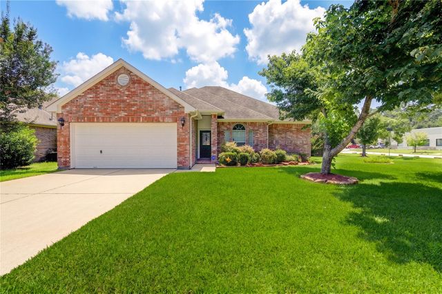 9227 Hidden Lake E, Magnolia, TX 77354