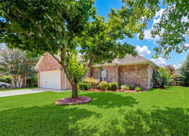 9227 Hidden Lake E, Magnolia, TX 77354