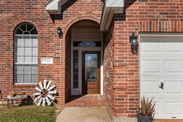 8015 Bayview Drive, Beach City, TX 77523