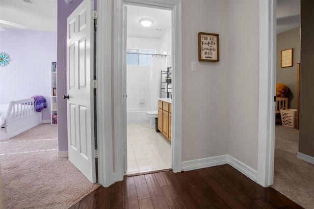 8015 Bayview Drive, Beach City, TX 77523