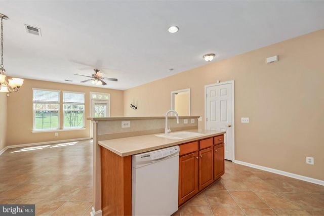 4046 LUNAR ECLIPSE DR, Dumfries, VA 22025
