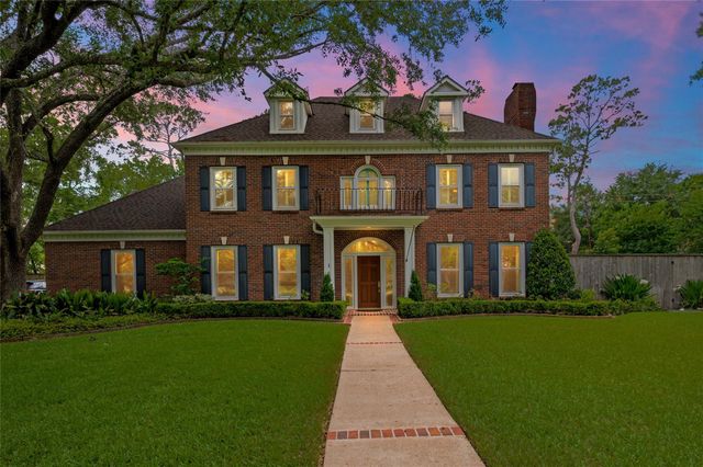 1 Ourlane Court, Houston, TX 77024
