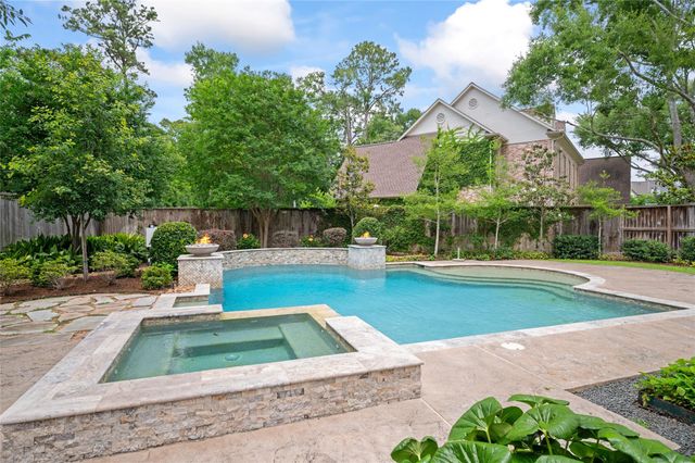 1 Ourlane Court, Houston, TX 77024