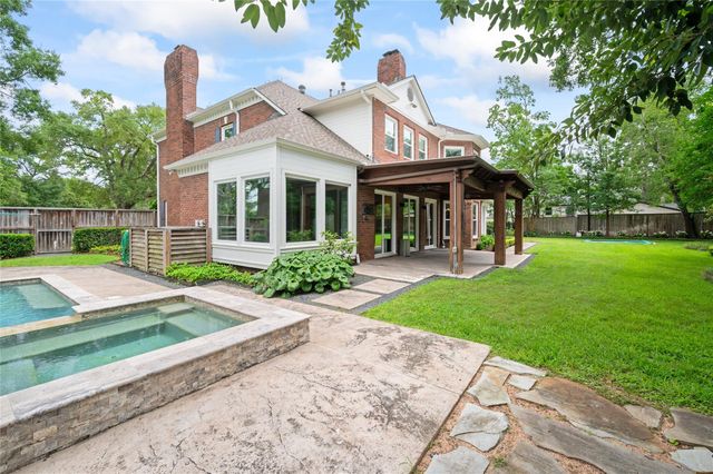1 Ourlane Court, Houston, TX 77024